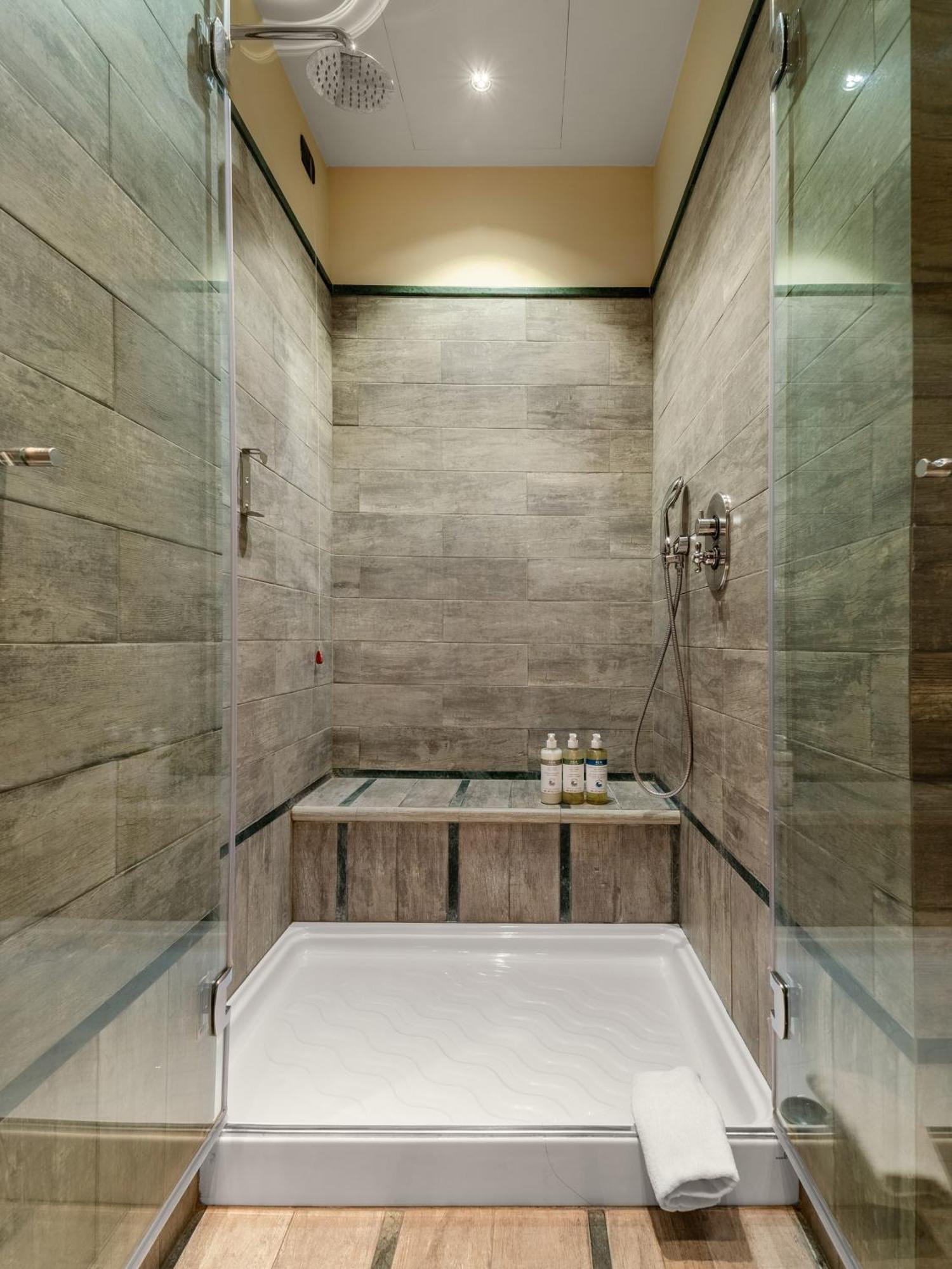 Hotel Numa Camperio 4*
